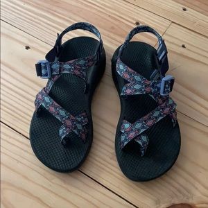 Chaco’s in GREAT condition!!! Size 8